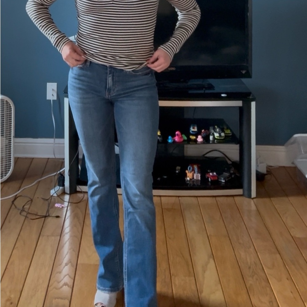 Vervet Skinny Bootcut Jeans - Picture 4 of 10